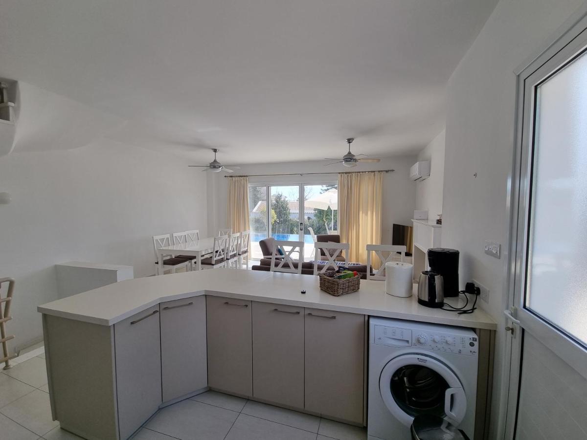 Coral Blue Bay Villa كورال باي المظهر الخارجي الصورة